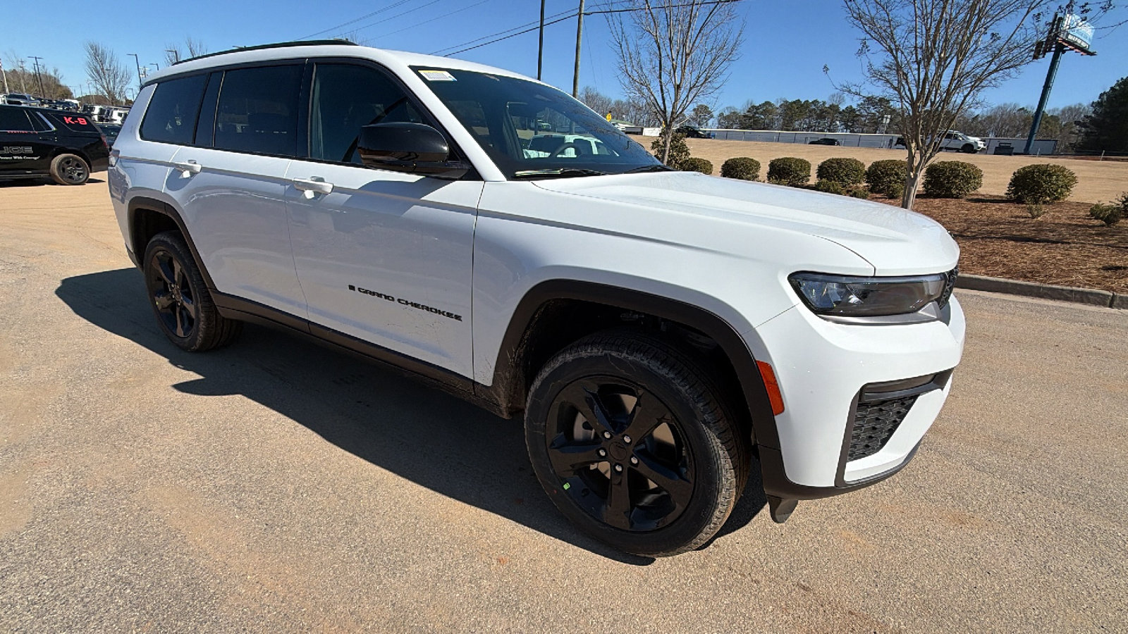New 2026 Jeep Grand Cherokee L Limited w/ Limited Altitude Package image 5