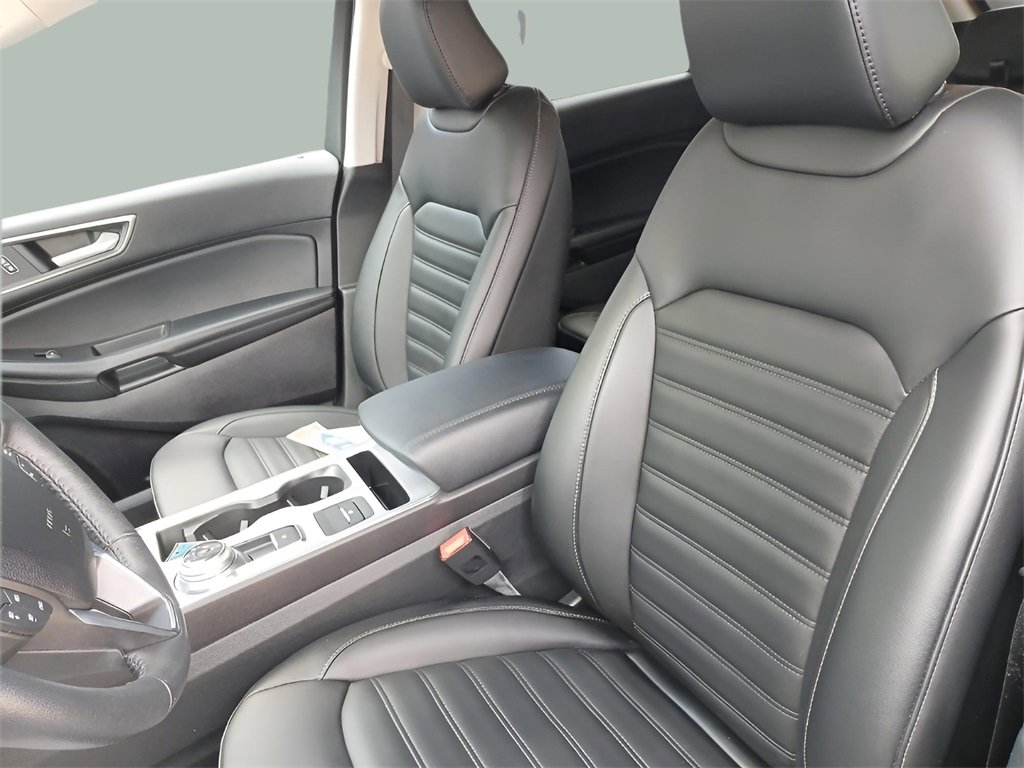 Used 2022 Ford Edge SEL image 20