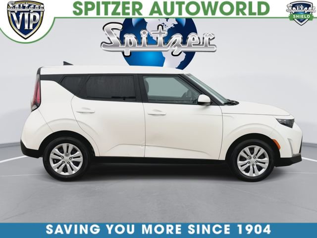 Used 2024 Kia Soul LX image 10