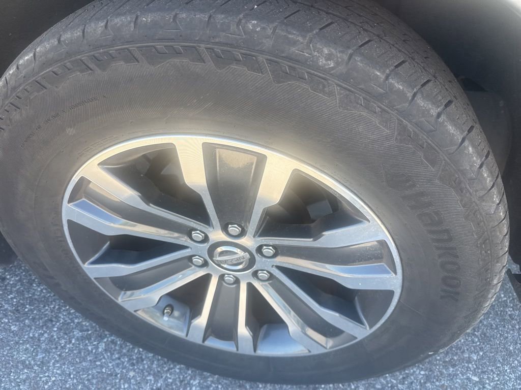 Used 2017 Nissan Armada SL image 11