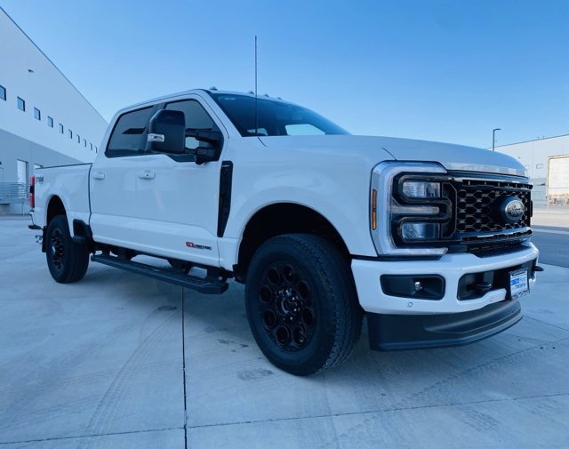 New 2026 Ford F350 Lariat w/ Black Appearance Package image 3