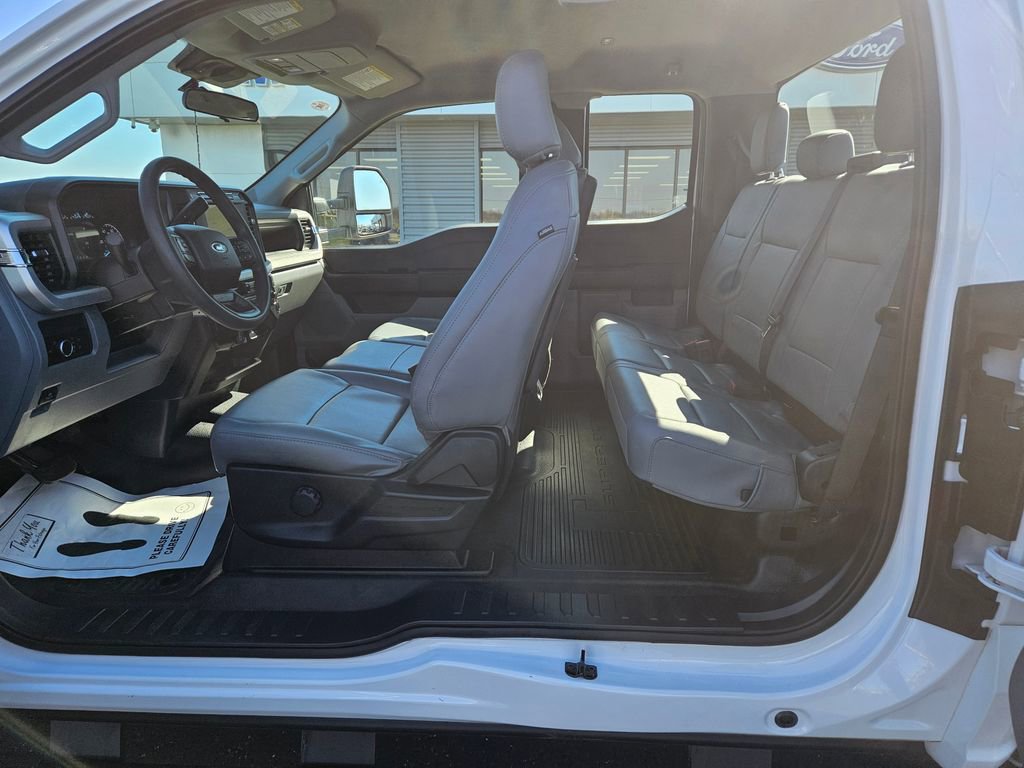Used 2024 Ford F250 XL RWD image 18