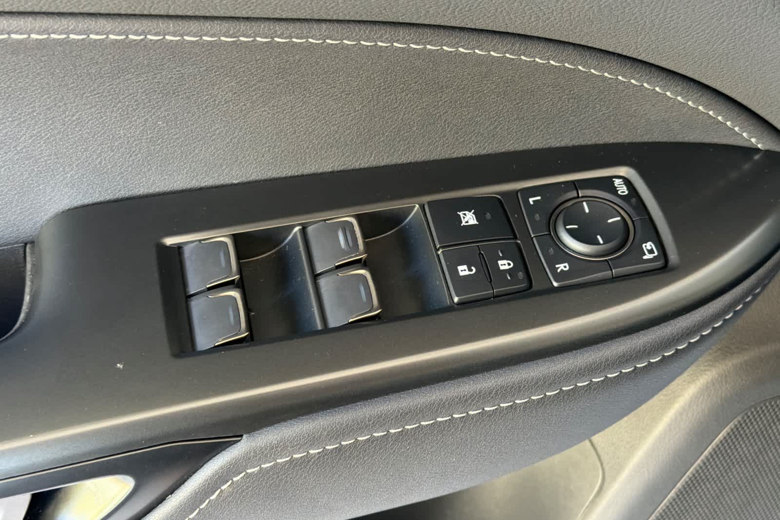Certified 2026 Lexus NX 350 AWD w/ Accessory Package (2T) image 13