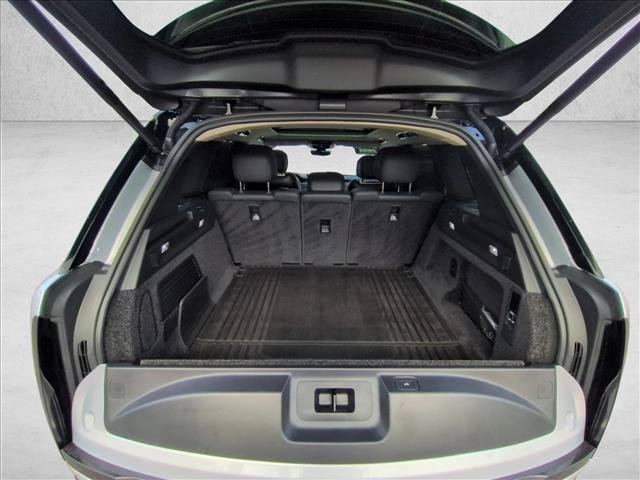 Used 2025 Land Rover Range Rover SE AWD/4WD image 21