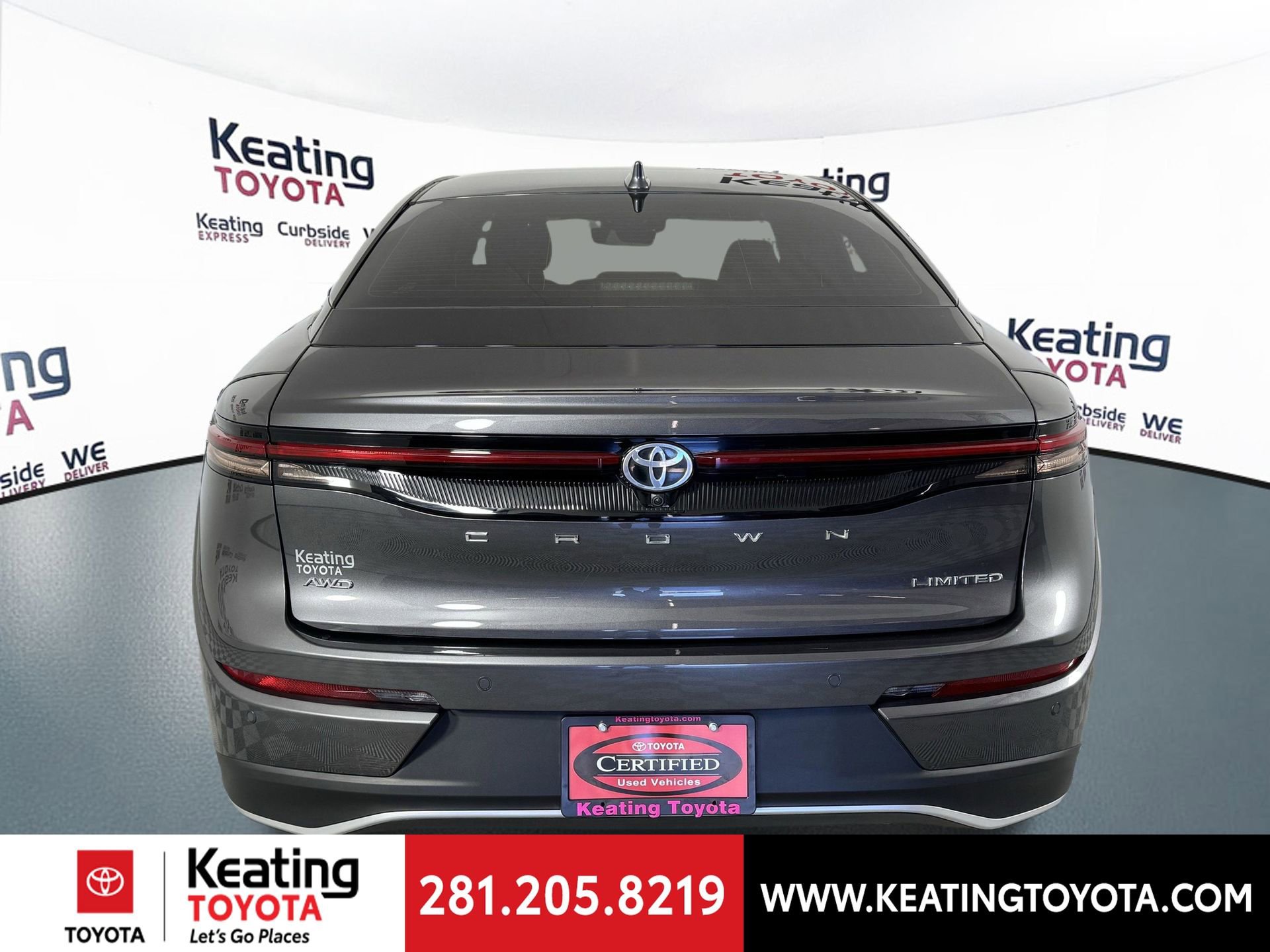 Certified 2023 Toyota Crown Limited image 7