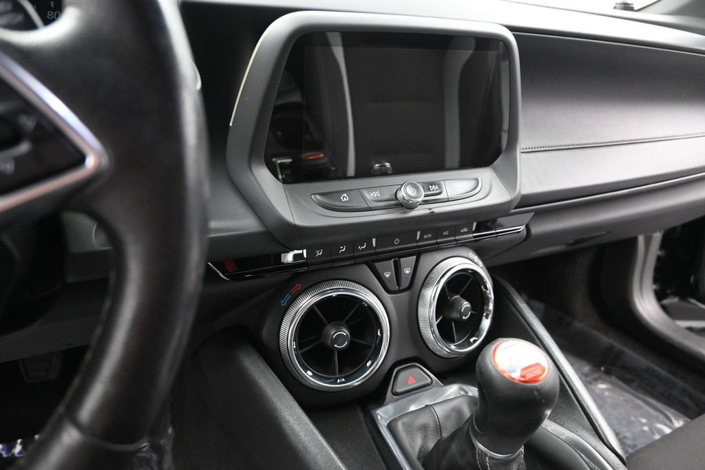 Used 2017 Chevrolet Camaro SS RWD image 20