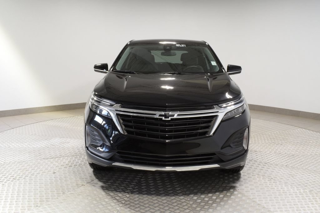 Used 2023 Chevrolet Equinox LT AWD/4WD image 2