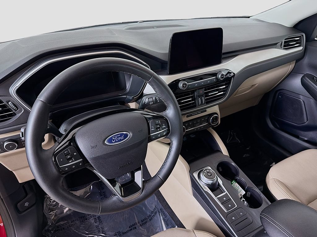 Used 2022 Ford Escape SEL w/ Technology Package AWD/4WD image 17