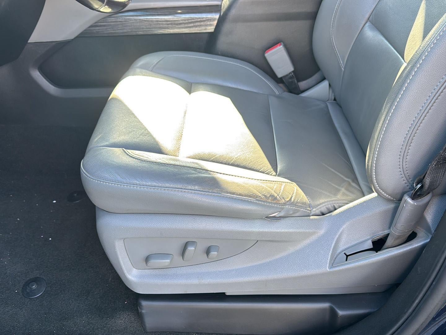 Used 2018 Chevrolet Tahoe LT AWD/4WD image 15