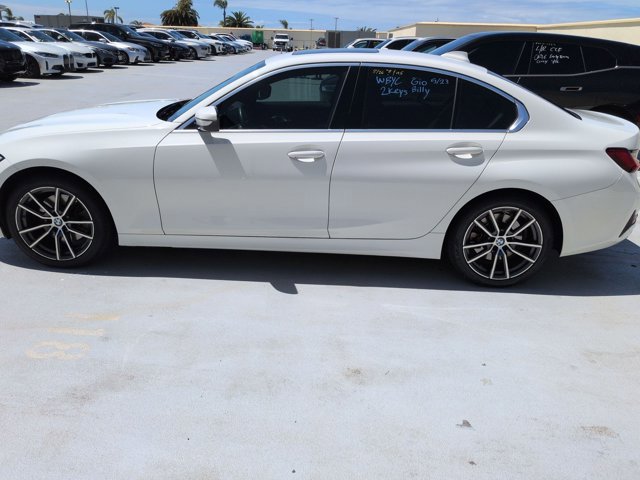 Used 2019 BMW 330i Sedan w/ Convenience Package RWD image 8