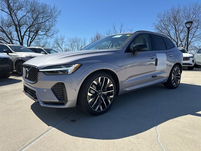 New 2026 Volvo XC60 T8 Ultra w/ Protection Package Premier image 3