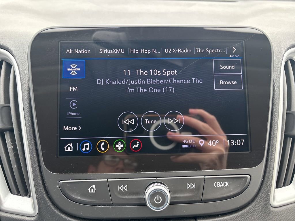 Used 2024 Chevrolet Malibu LT image 24