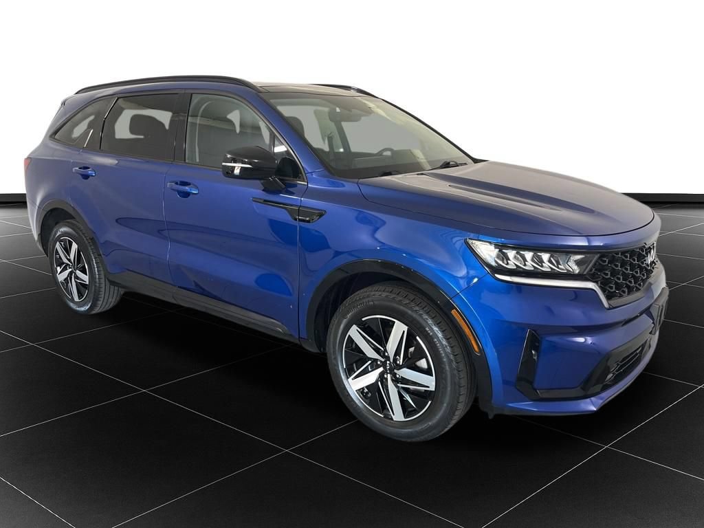 Used 2023 Kia Sorento EX w/ Panoramic Sunroof Package FWD image 7