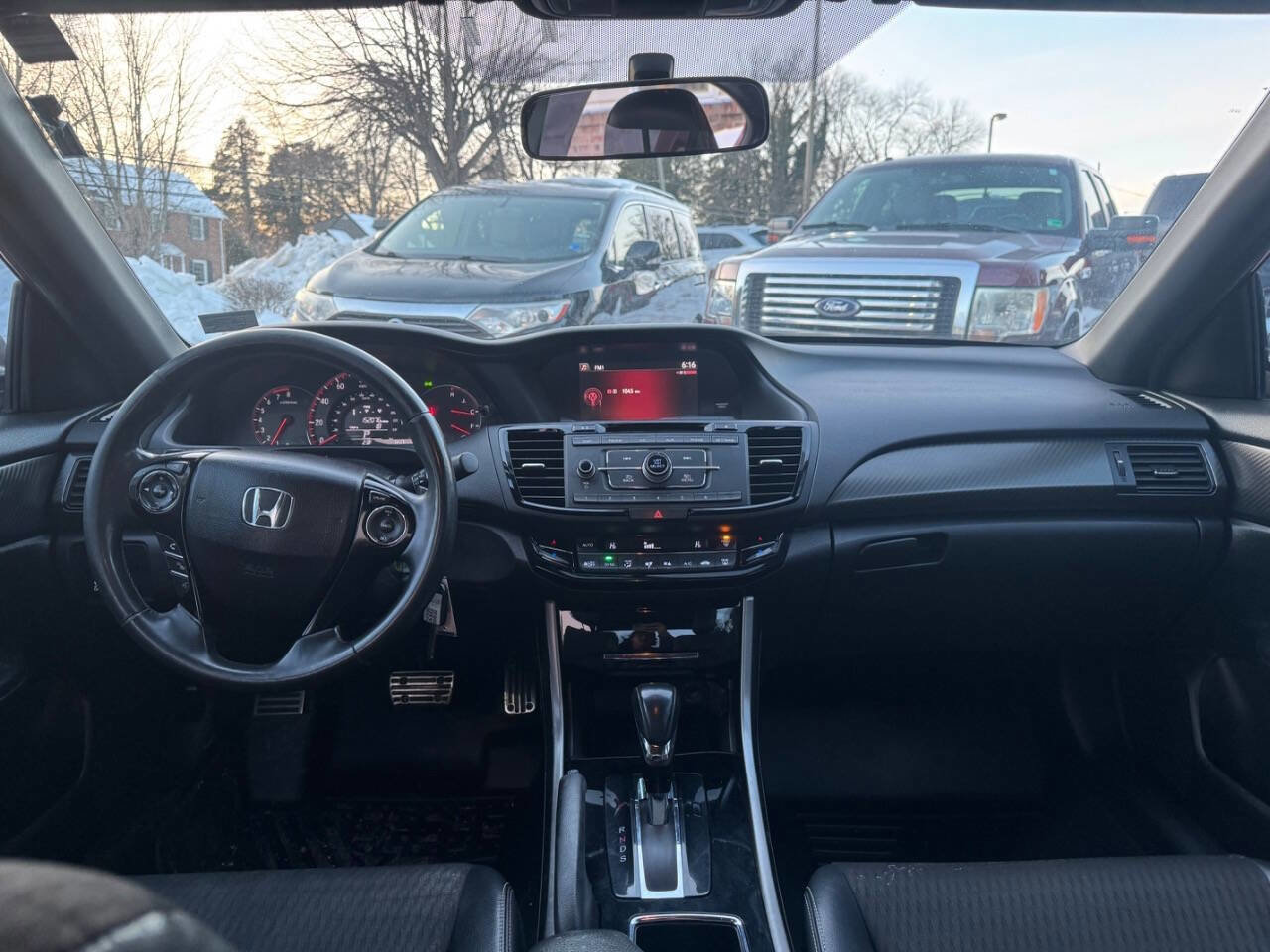 Used 2016 Honda Accord Sport image 18