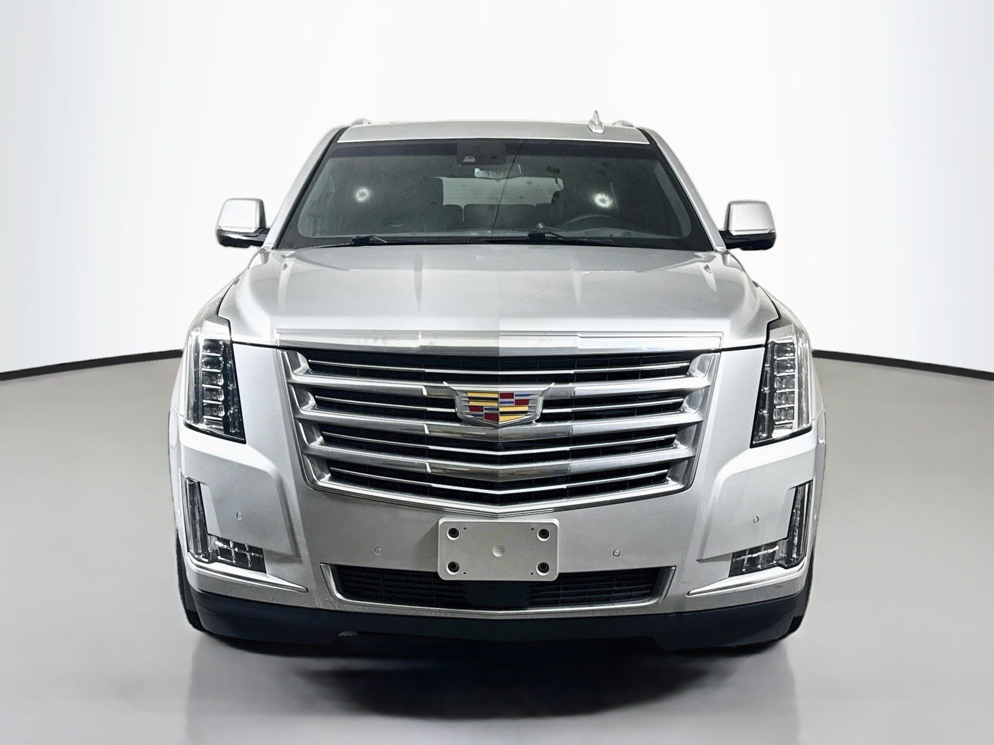 Used 2020 Cadillac Escalade ESV Platinum AWD/4WD image 2