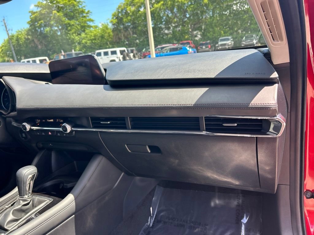 Used 2021 MAZDA MAZDA3 s FWD image 24