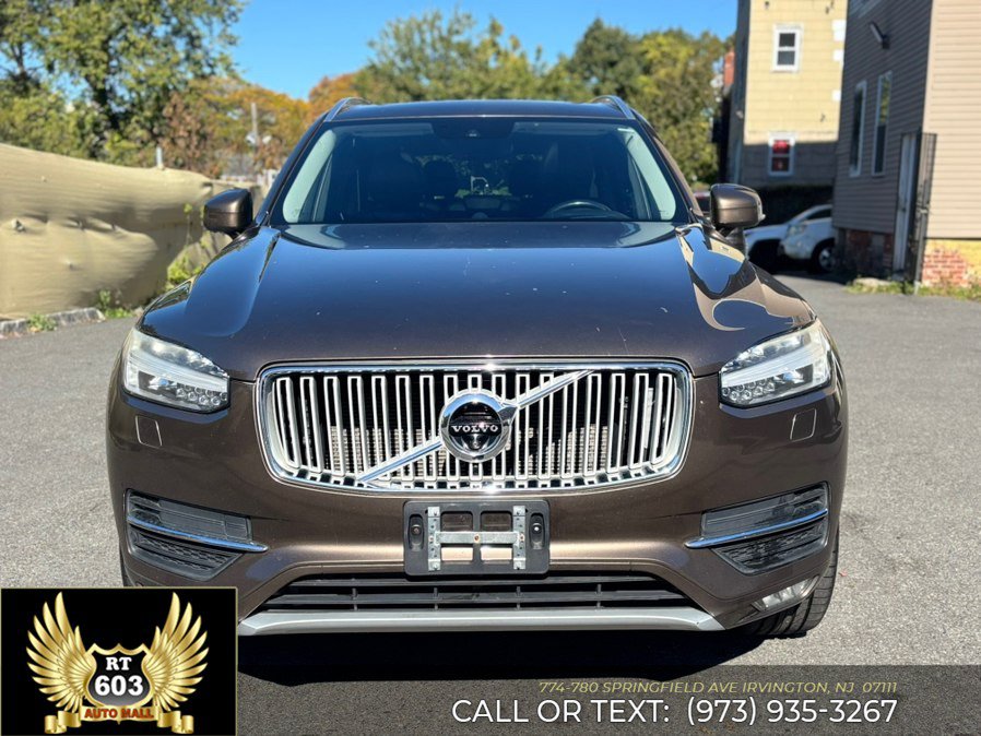 Used 2016 Volvo XC90 T6 Inscription w/ Vision Package AWD/4WD image 2