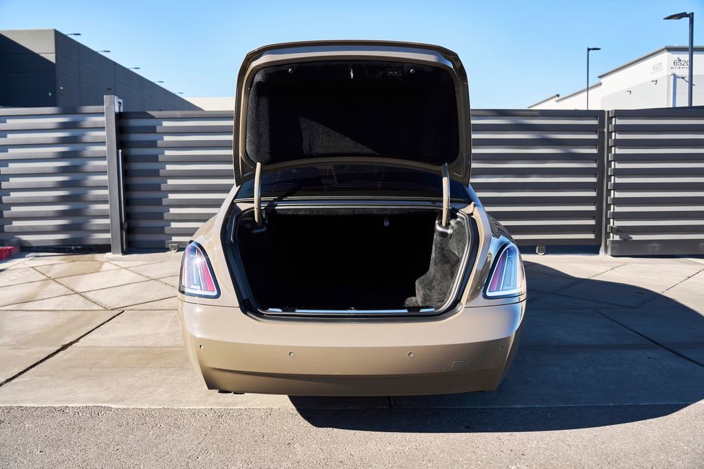 Used 2025 Rolls-Royce Ghost AWD/4WD image 17