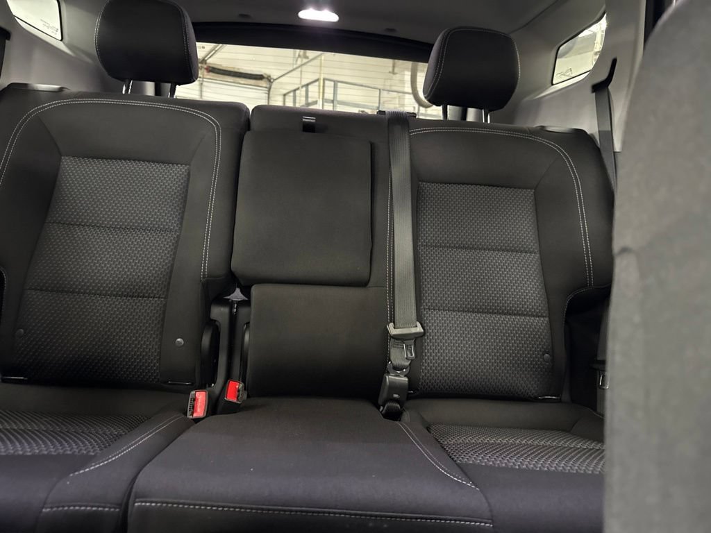 Used 2024 GMC Terrain SLE w/ Driver Convenience Package AWD/4WD image 23