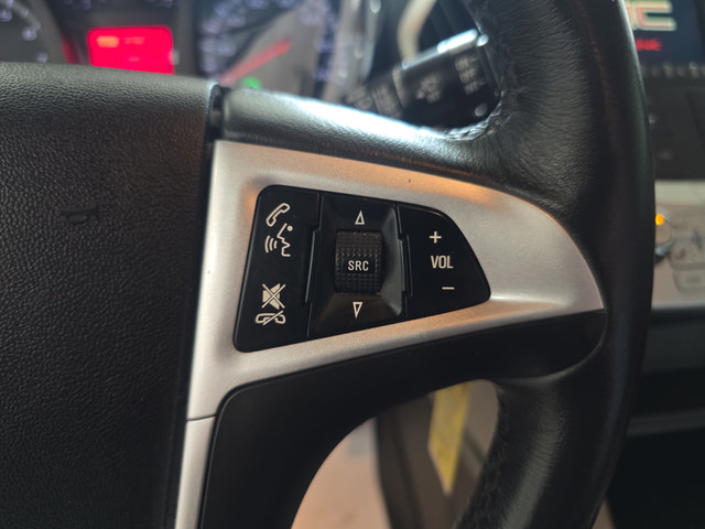 Used 2016 GMC Terrain SLT w/ Open Road Package AWD/4WD image 16