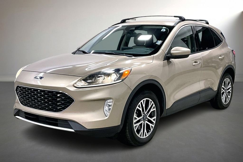 Used 2020 Ford Escape SEL image 3