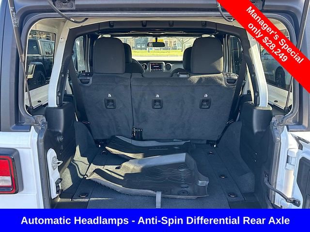 Used 2022 Jeep Wrangler Unlimited Sport image 9