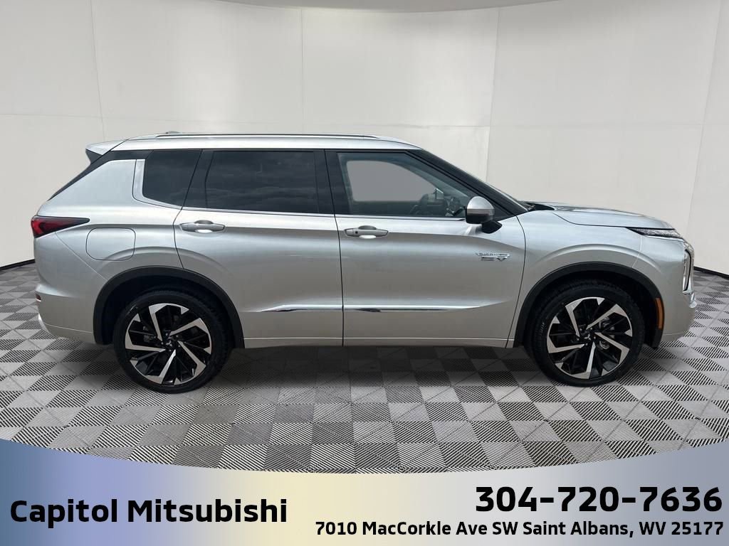 New 2025 Mitsubishi Outlander SEL image 10