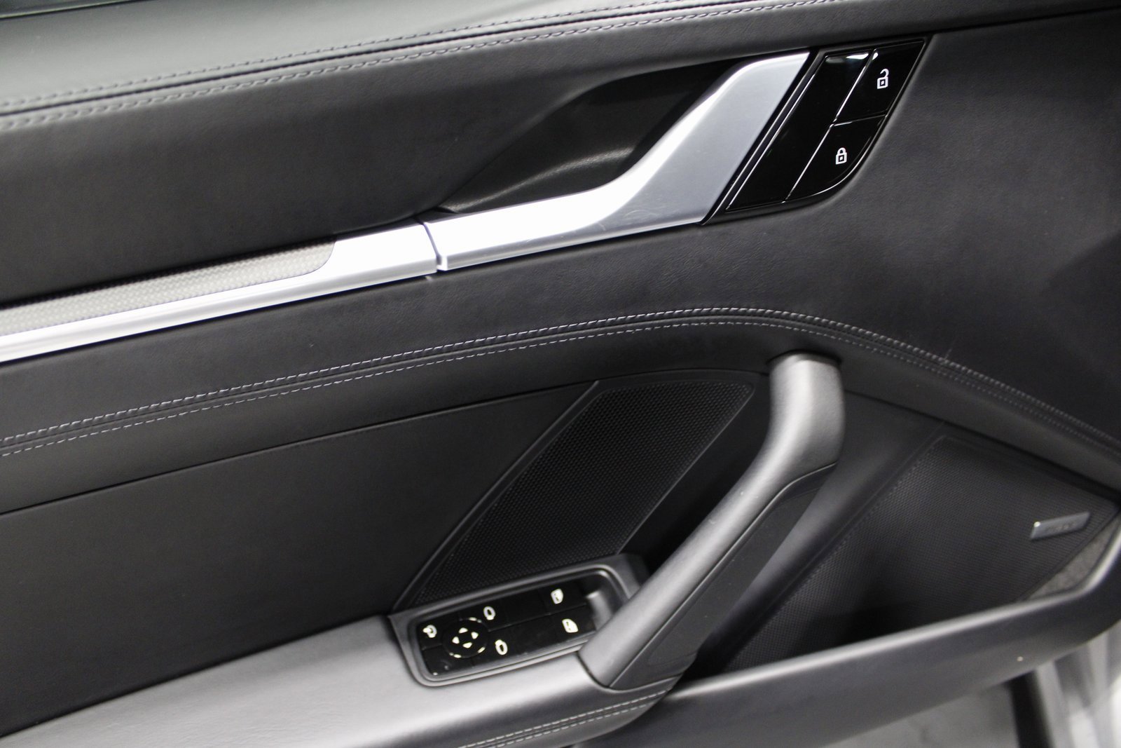 Certified 2021 Porsche 911 Carrera S image 21