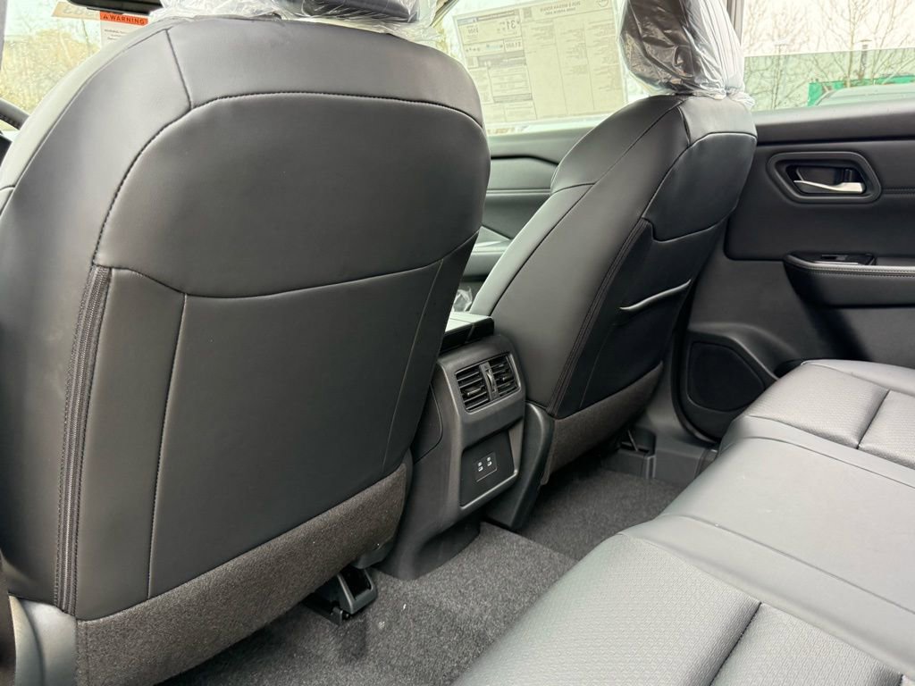 New 2026 Nissan Rogue SV AWD/4WD image 20