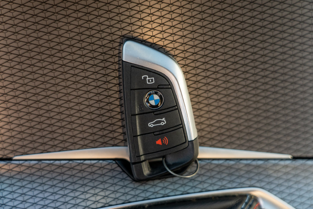 Used 2024 BMW M2 w/ M Driver's Package RWD image 32