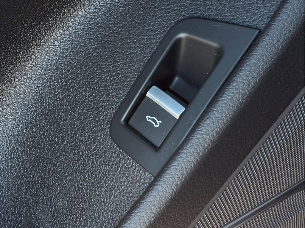 Used 2018 Audi Q7 2.0T Premium Plus w/ Premium Plus Package image 19