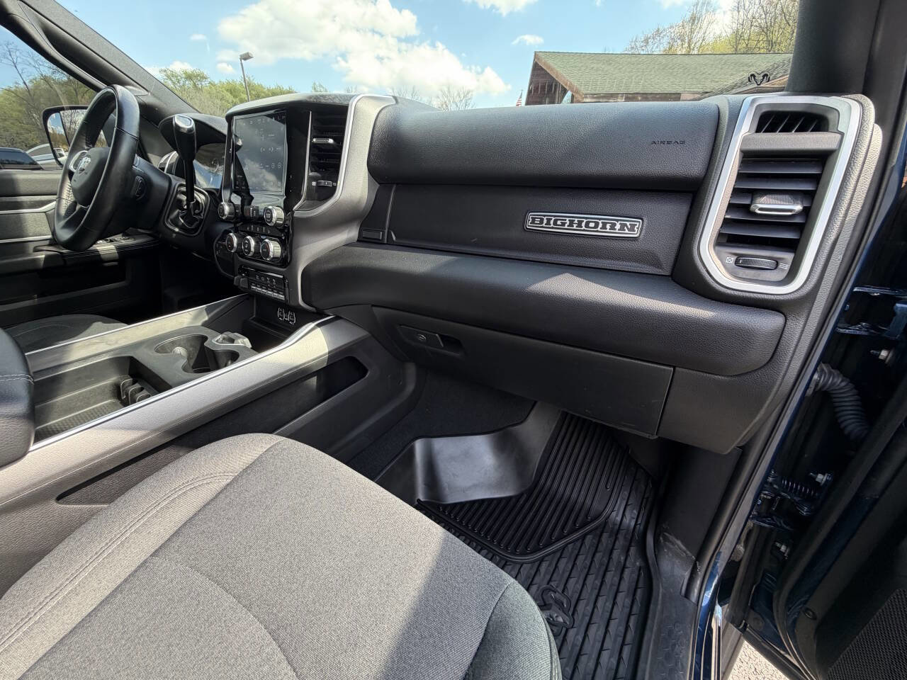 Used 2022 RAM 2500 Big Horn w/ Level 1 Equipment Group AWD/4WD image 39