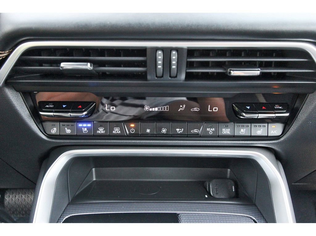 New 2025 MAZDA CX-70 Plug-In Hybrid w/ Premium Plus image 25