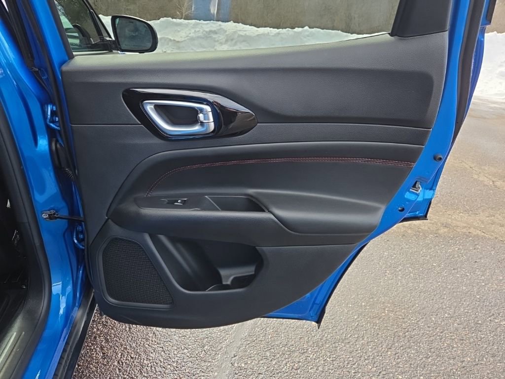 Used 2024 Jeep Compass Trailhawk w/ Trailhawk Elite Group image 30