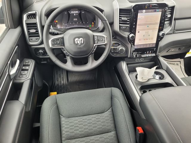New 2026 RAM 1500 4x4 Crew Cab image 9