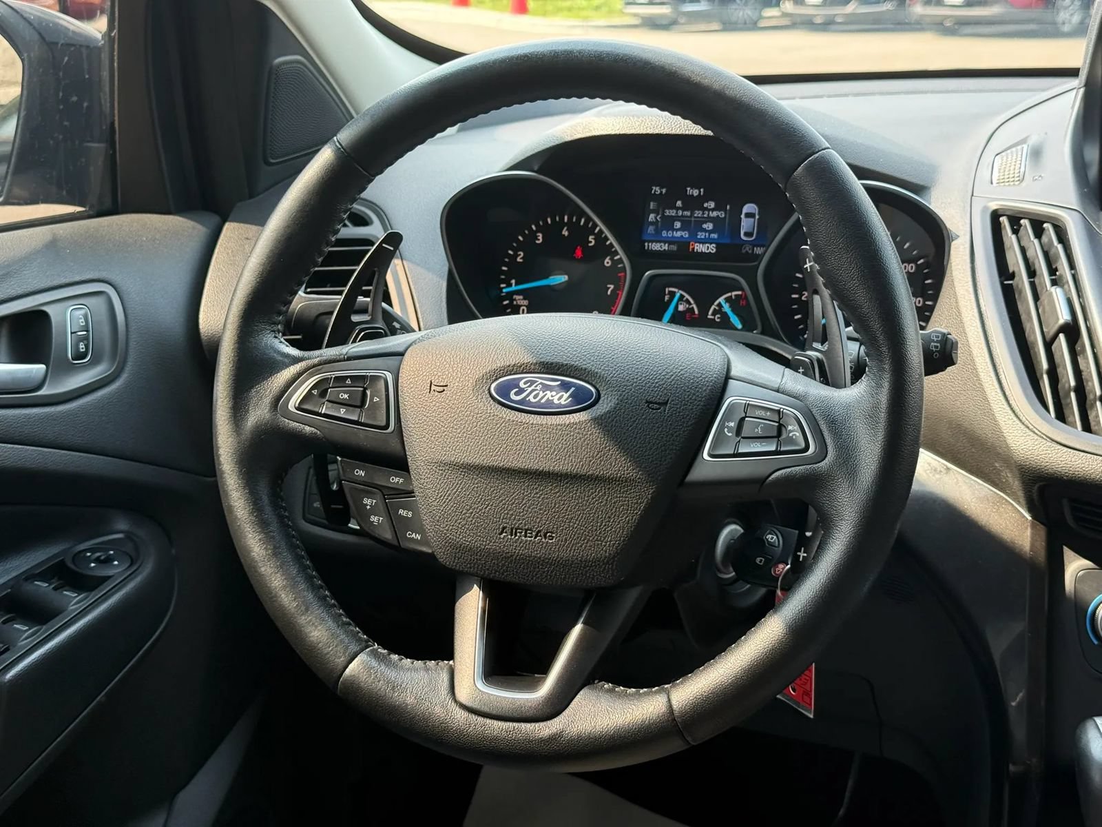 Used 2018 Ford Escape SE w/ SE Sport Appearance Package AWD/4WD image 17
