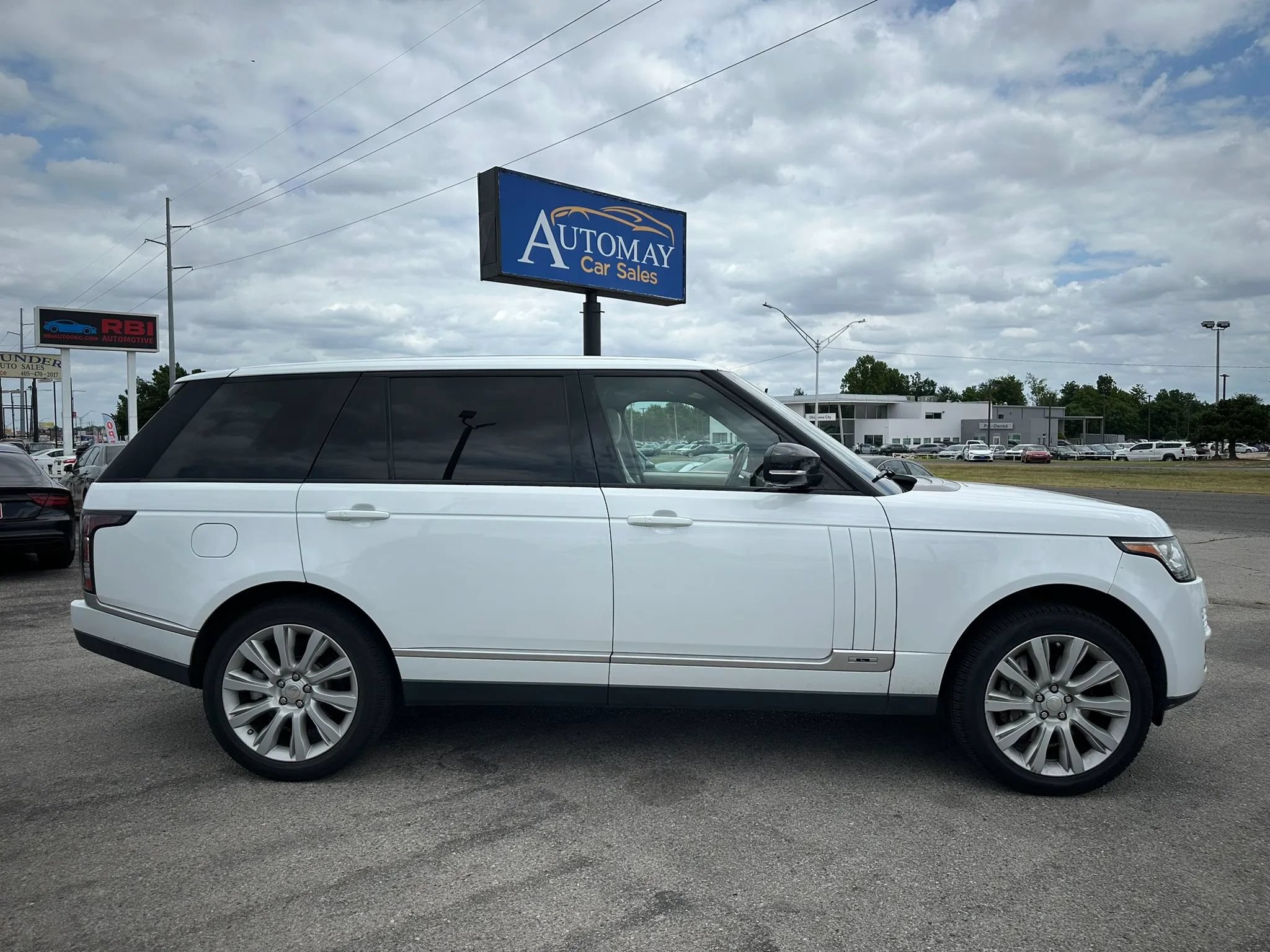 Used 2015 Land Rover Range Rover Long Wheelbase Supercharged AWD/4WD image 32
