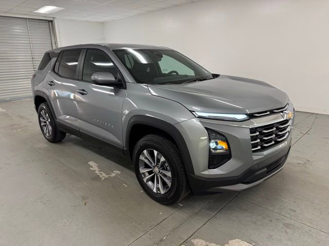 New 2026 Chevrolet Equinox LT image 3