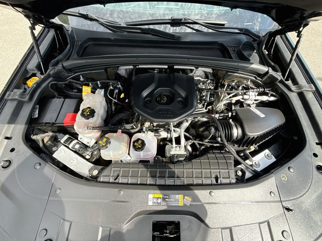 Used 2023 Jeep Grand Cherokee 4WD 4xe image 35
