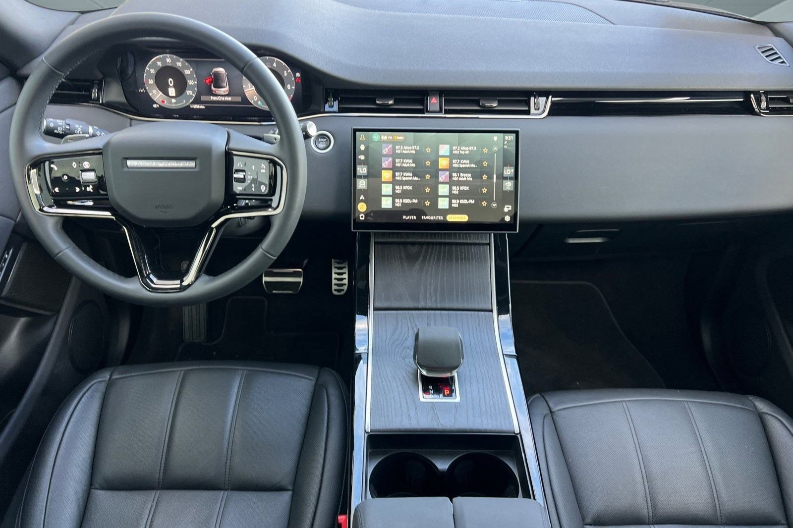 Used 2024 Land Rover Range Rover Evoque Dynamic SE image 16