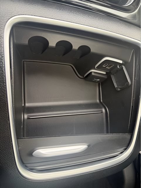 Certified 2024 Chrysler Pacifica Limited FWD image 28