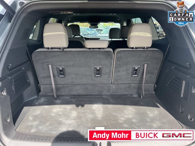 Used 2024 GMC Acadia Elevation w/ Luxury Package FWD image 9