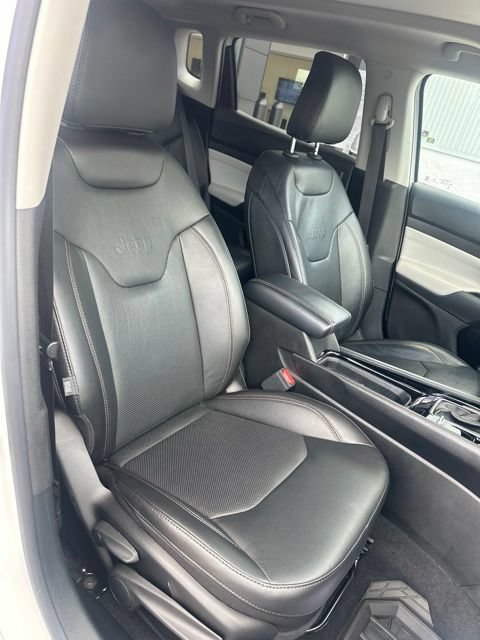Used 2022 Jeep Compass Limited w/ Sun and Sound Group AWD/4WD image 25