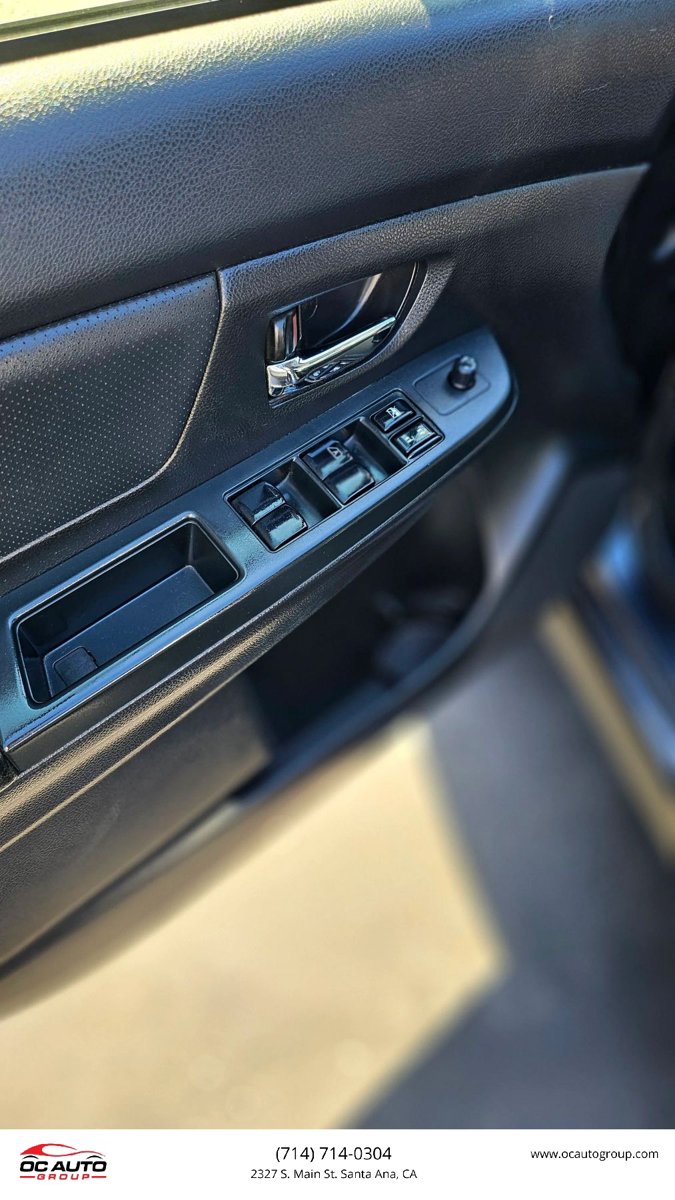 Used 2013 Subaru Crosstrek 2.0i Limited AWD/4WD image 21