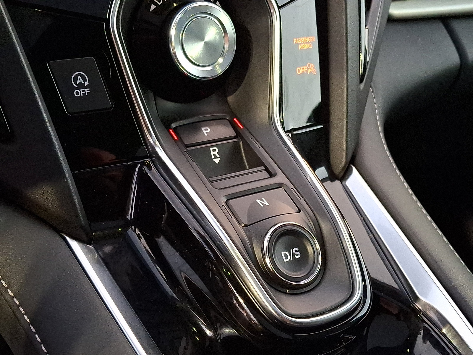 Used 2019 Acura RDX w/ Technology Package AWD/4WD image 16