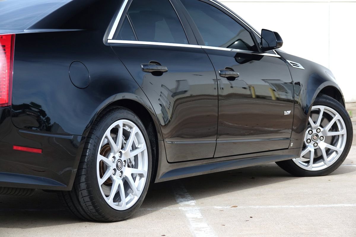 Used 2009 Cadillac CTS V image 36