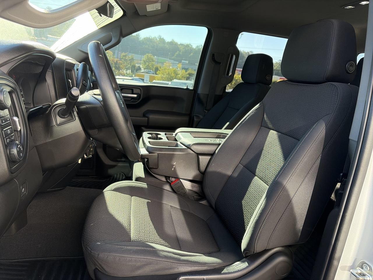 Used 2021 Chevrolet Silverado 1500 Custom Trail Boss w/ LPO, Dark Essentials Package AWD/4WD image 14