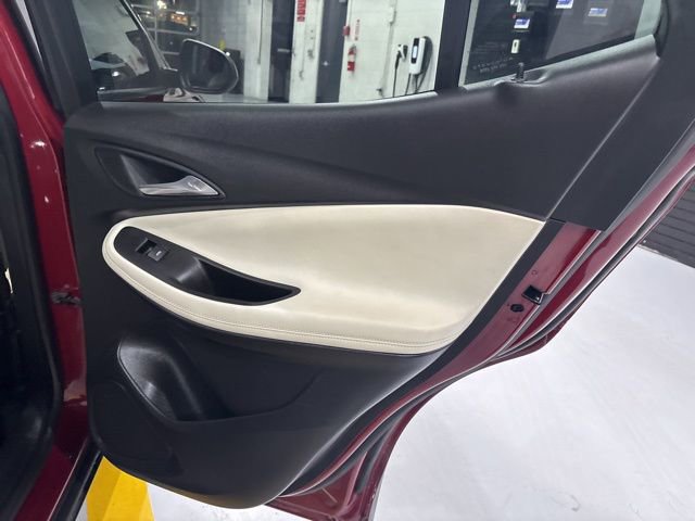 Used 2021 Buick Encore GX Select image 28