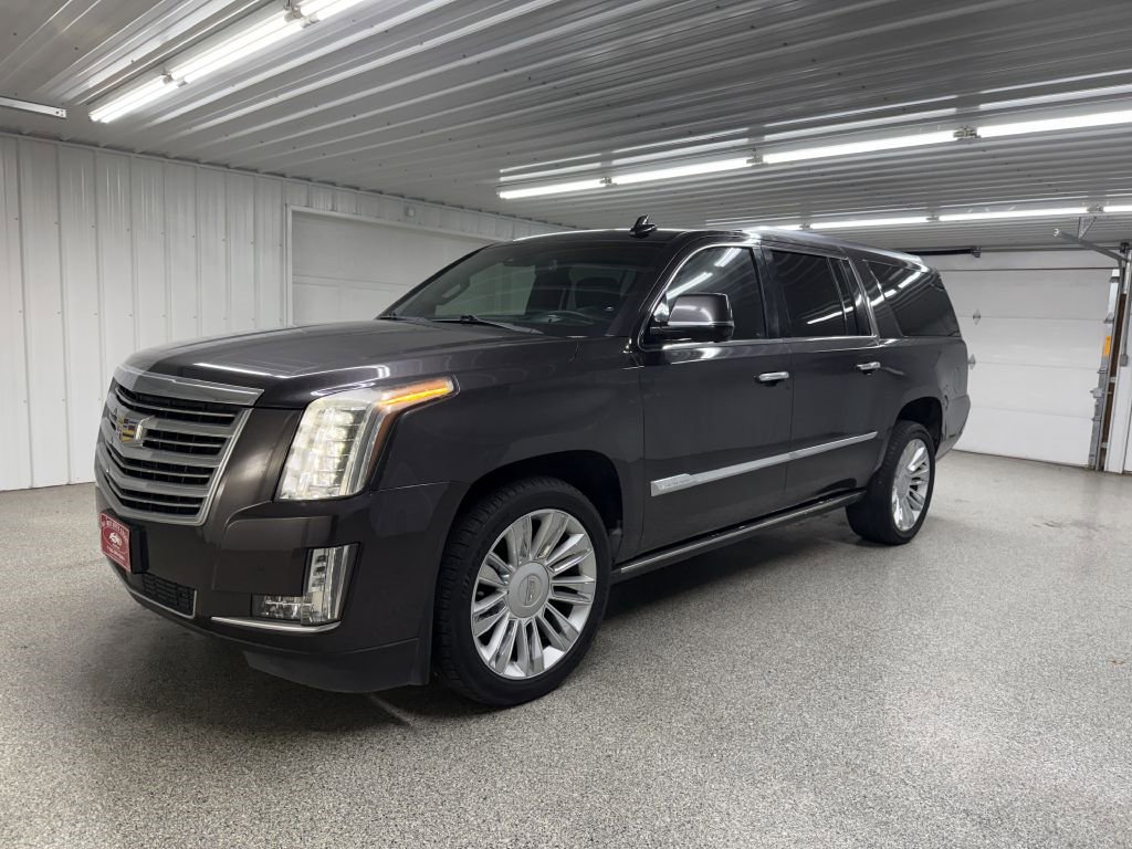 Used 2016 Cadillac Escalade ESV Platinum image 2