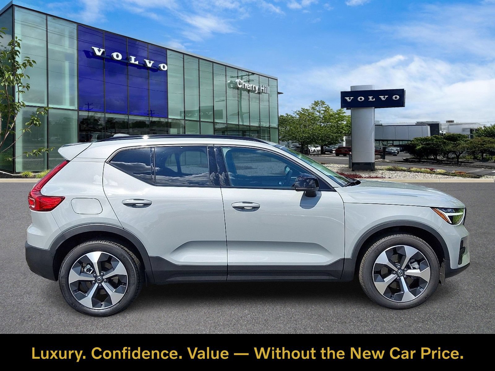 Certified 2026 Volvo XC40 B5 Core w/ Protection Package Premier AWD/4WD image 8
